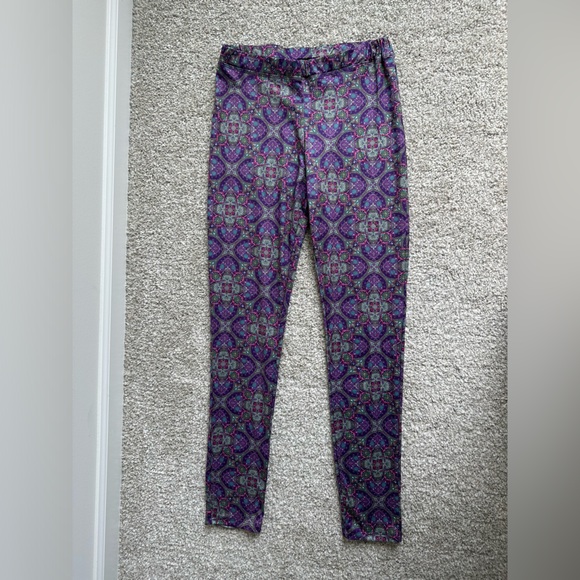 Women’s One World Purple Printed Leggings - Picture 4 of 7